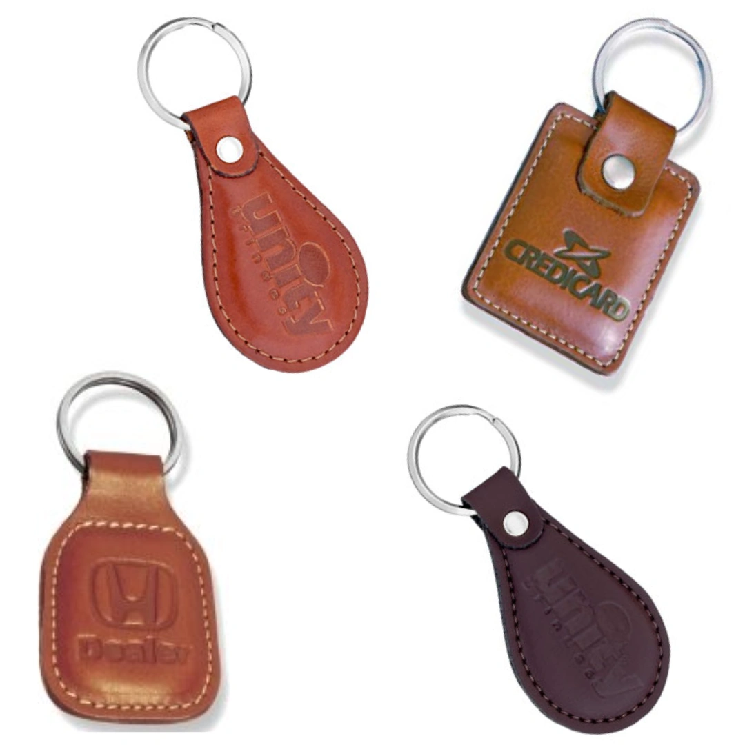 Chaveiro em Couro Legítimo - Chaveiro em couro legítimo, disponível em vários modelos e formatos. Personalização em gravação baixo-relevo.