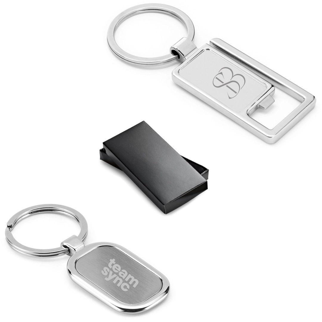 Chaveiro Metal Prata - Chaveiro em metal na cor prata, disponível em diferentes formatos. Personalização em gravação a laser.