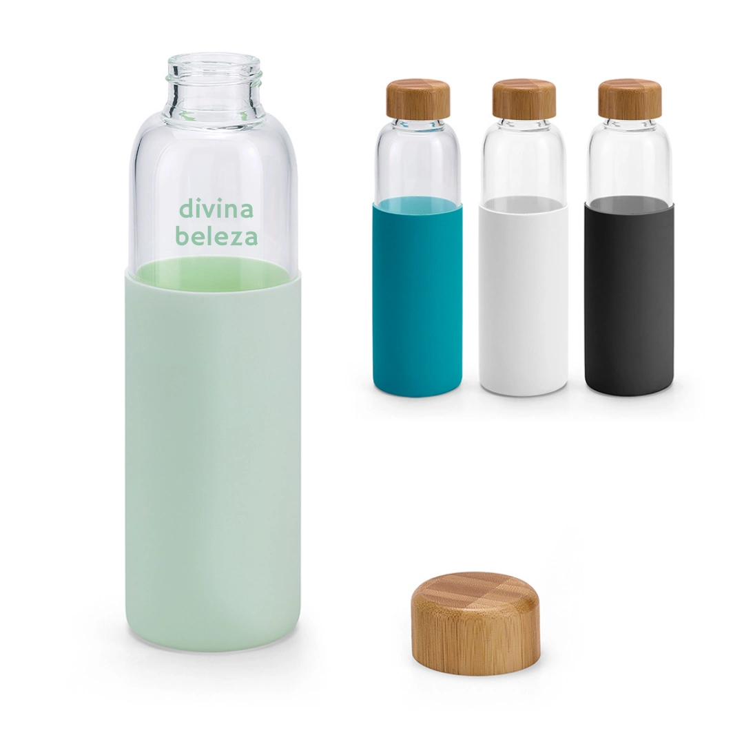 Squeeze de Vidro com Luva de Silicone - Squeeze em vidro borossilicato. Com tampa em bambu e revestida com luva em silicone. 600ml.